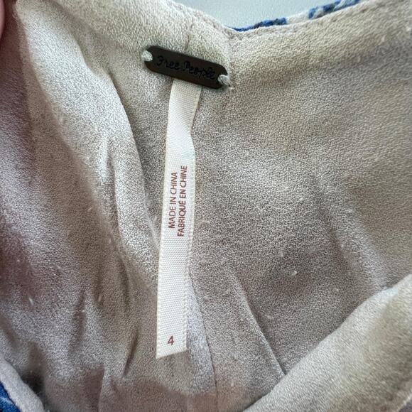 Free People Shorts Womens 4 Cream Blue Red Floral Print Lightweight Summer Boho - Picture 3 of 5